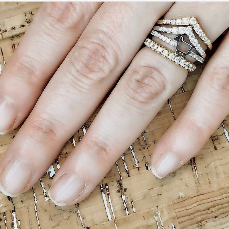 Julie Lamb Lamb Logo stackable rings with white diamonds