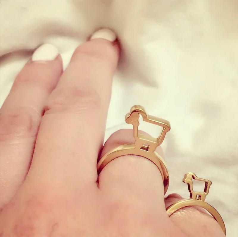 'STAND OUT' LAMB LOGO STATEMENT RING