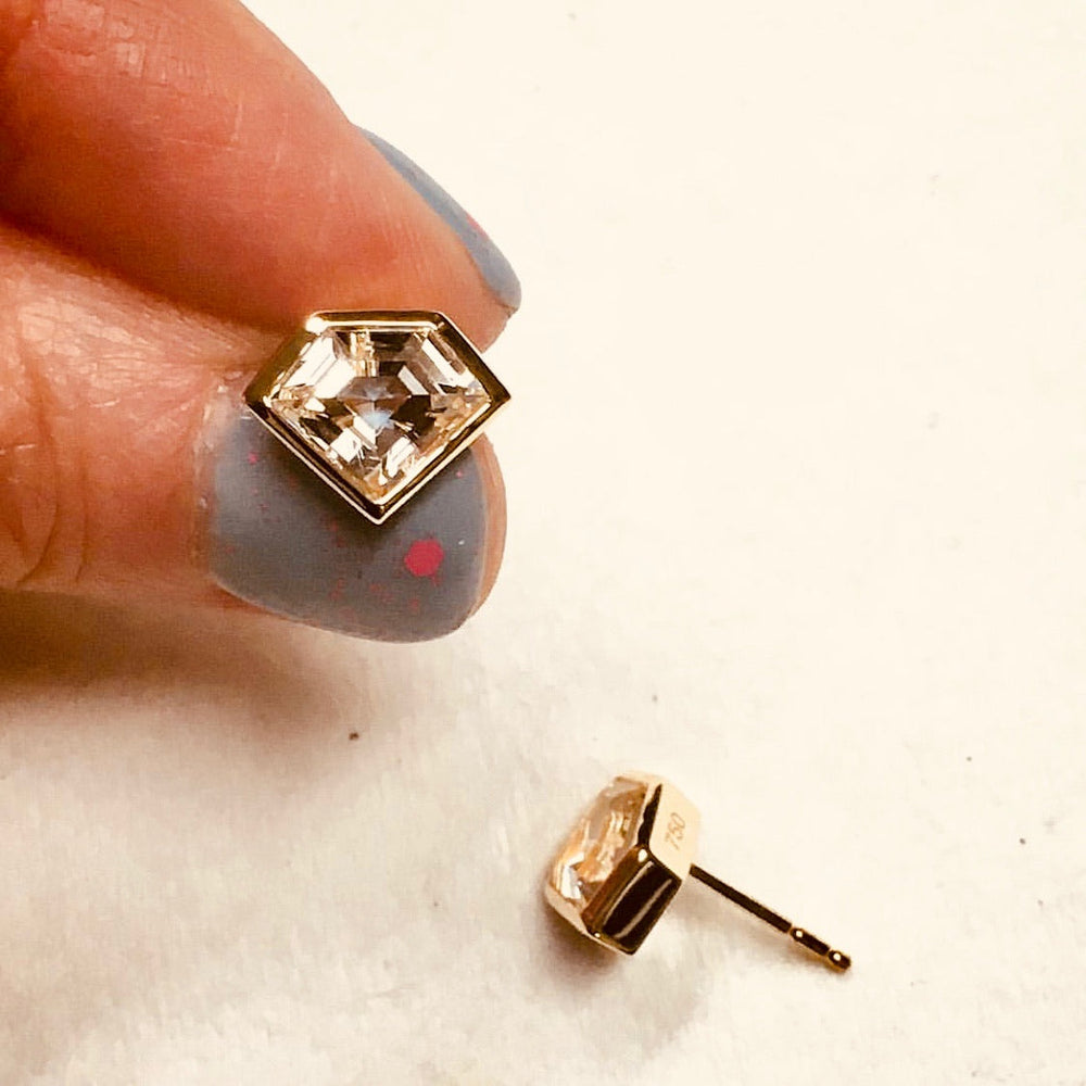 14K White Gold Metropolis Superhero Stud Earrings - Julie Lamb